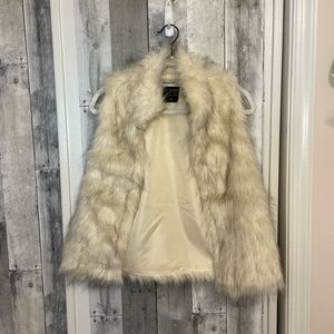 FAUX FUR VEST